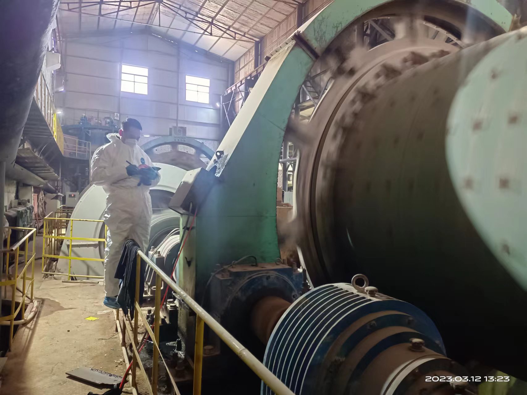 开拓创新，勇敢拼搏